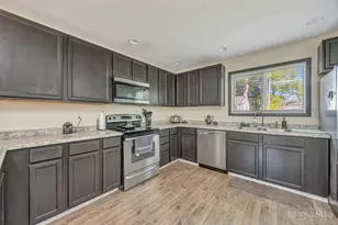 207 W Twenty Seventh St, Connersville, IN 47331 - Photo 8