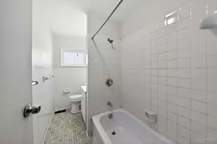 8877 Balboa Dr, Springfield Township, OH 45231 - Photo 20