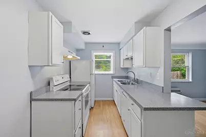 6469 Montgomery Road #8, Cincinnati, OH 45213 - Photo 4