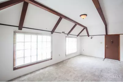 5910 Cherokee Drive, Madeira, OH 45243 - Photo 6