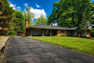 410 Compton Rd, Wyoming, OH 45215 - Photo 2