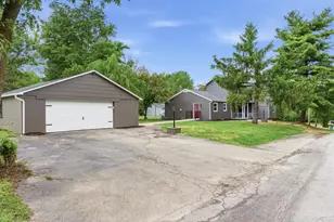 3107 Paintersville New Jasper Rd, Caesarscreek Twp, OH 45335 - Photo 2