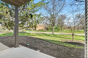 5982 Meadowcreek Dr, Miami Township, OH 45150 - Photo 12