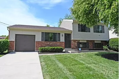 1426 Hazelgrove Dr, Colerain Township, OH 45240 - Photo 4