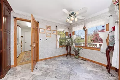 526 W Osborne Street, Bethel, OH 45106 - Photo 16