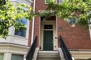 219 Stetson St, Cincinnati, OH 45219 - Photo 2