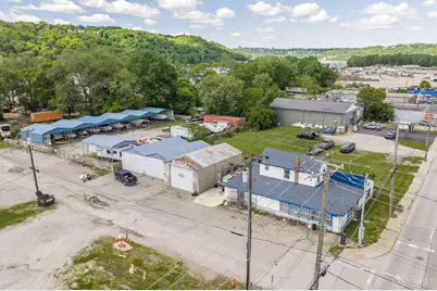 4255 Kellogg Avenue, Cincinnati, OH 45226 - Photo 2
