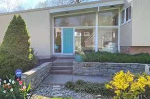 10251 Pendery Dr, Montgomery, OH 45242 - Photo 2
