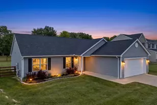 2386 Vista Lake Dr, Batavia Township, OH 45103 - Photo 1