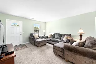 2386 Vista Lake Dr, Batavia Township, OH 45103 - Photo 6
