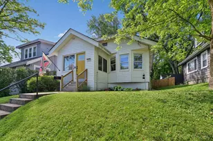 2321 Lysle Ln, Norwood, OH 45212 - Photo 2