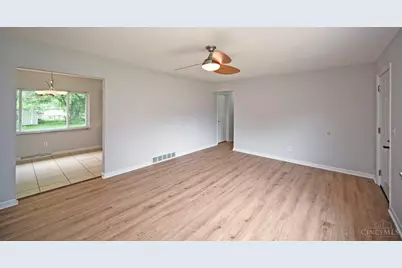 7960 Ruth Court, West Chester, OH 45069 - Photo 8