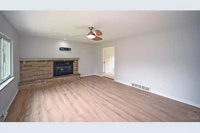 7960 Ruth Court, West Chester, OH 45069 - Photo 4