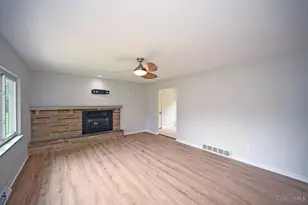 7960 Ruth Ct, West Chester, OH 45069 - Photo 4