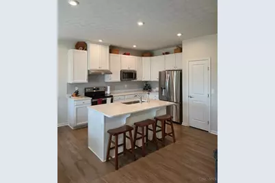 2360 Streamside Drive, Batavia, OH 45103 - Photo 2