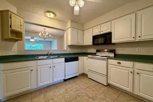 9941 Edgewood Ln, Sharonville, OH 45241 - Photo 18