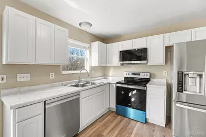 939 Venetian Terrace, Cincinnati, OH 45224 - Photo 14