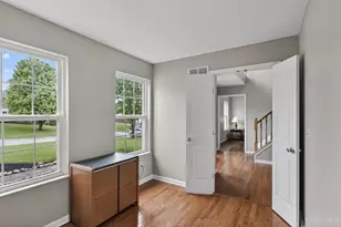 6343 Carriageview Ln, Green Township, OH 45248 - Photo 10