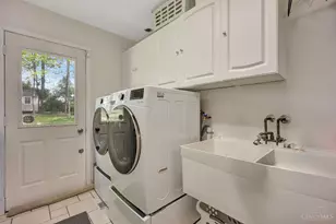 6423 Visitation Dr, Green Township, OH 45248 - Photo 22