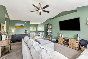 2002 Prairie Clover Dr, Turtle Creek Township, OH 45036 - Photo 6