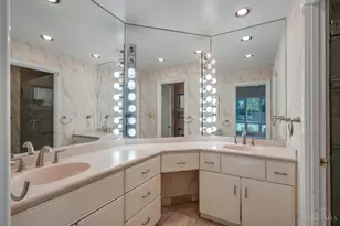 4 Lexington Cir, Terrace Park, OH 45174 - Photo 18