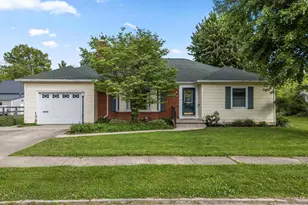 305 Bourbon St, Blanchester, OH 45107 - Photo 1