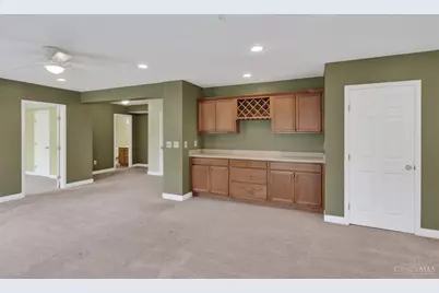 5694 Bridgetown Road #15, Green Township, OH 45248 - Photo 40