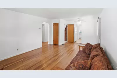2819 Cortelyou Place, Cincinnati, OH 45213 - Photo 6