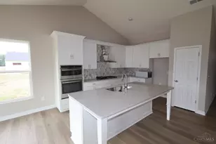 48 Bick Dr, Springboro, OH 45066 - Photo 2