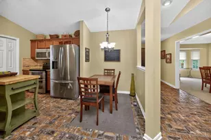 4977 Kleeman Green Dr, Green Township, OH 45211 - Photo 16