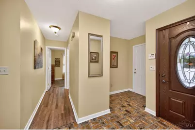 4977 Kleeman Green Drive, Green Township, OH 45211 - Photo 4