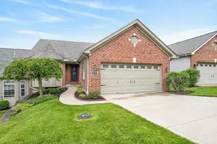 4977 Kleeman Green Dr, Green Township, OH 45211 - Photo 2