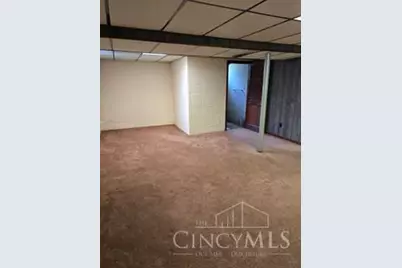 6714 Devonwood Drive, Cincinnati, OH 45224 - Photo 8