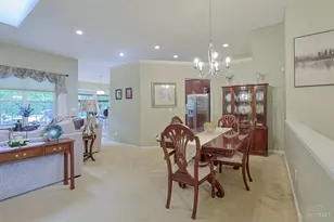 5252 Venetian Way, Hamilton Township, OH 45152 - Photo 12