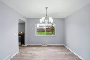 904 Baker Ct, Middletown, OH 45044 - Photo 6