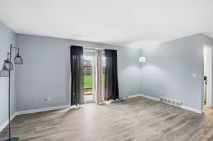 904 Baker Ct, Middletown, OH 45044 - Photo 12