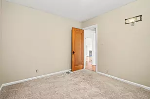 3826 Superior Ave, Silverton, OH 45236 - Photo 12
