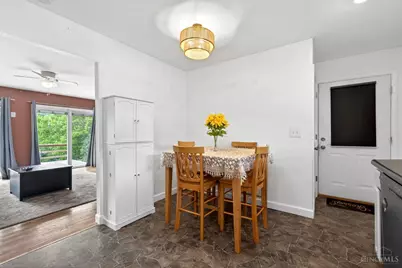 864 Fairborn Road, Forest Park, OH 45240 - Photo 14