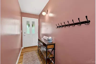 864 Fairborn Road, Forest Park, OH 45240 - Photo 6