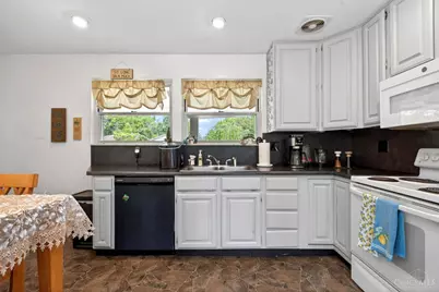 864 Fairborn Road, Forest Park, OH 45240 - Photo 12