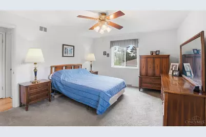 3100 E Galbraith Road, Amberley, OH 45236 - Photo 22