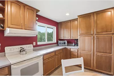 3100 E Galbraith Road, Amberley, OH 45236 - Photo 16