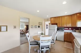 3100 E Galbraith Rd, Amberley, OH 45236 - Photo 18