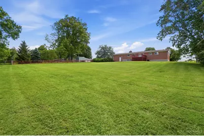 3100 E Galbraith Road, Amberley, OH 45236 - Photo 44