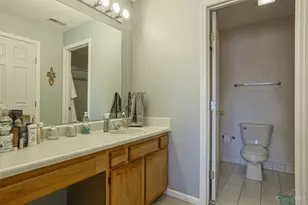 8773 Carrousel Park Cir, Colerain Township, OH 45251 - Photo 20
