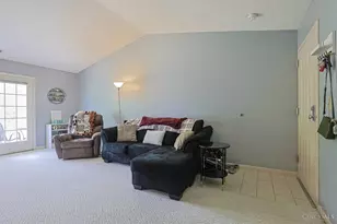 8773 Carrousel Park Cir, Colerain Township, OH 45251 - Photo 4