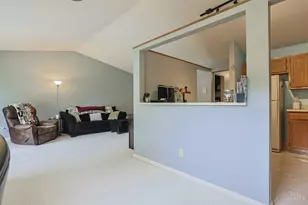 8773 Carrousel Park Cir, Colerain Township, OH 45251 - Photo 10