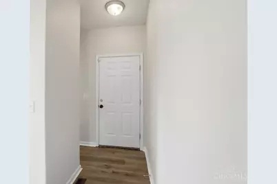 7025 Locker Court, Cincinnati, OH 45224 - Photo 6