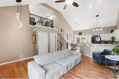 829 Hamlin Drive, Hamilton Township, OH 45039 - Photo 8