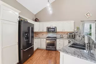 829 Hamlin Dr, Hamilton Township, OH 45039 - Photo 10